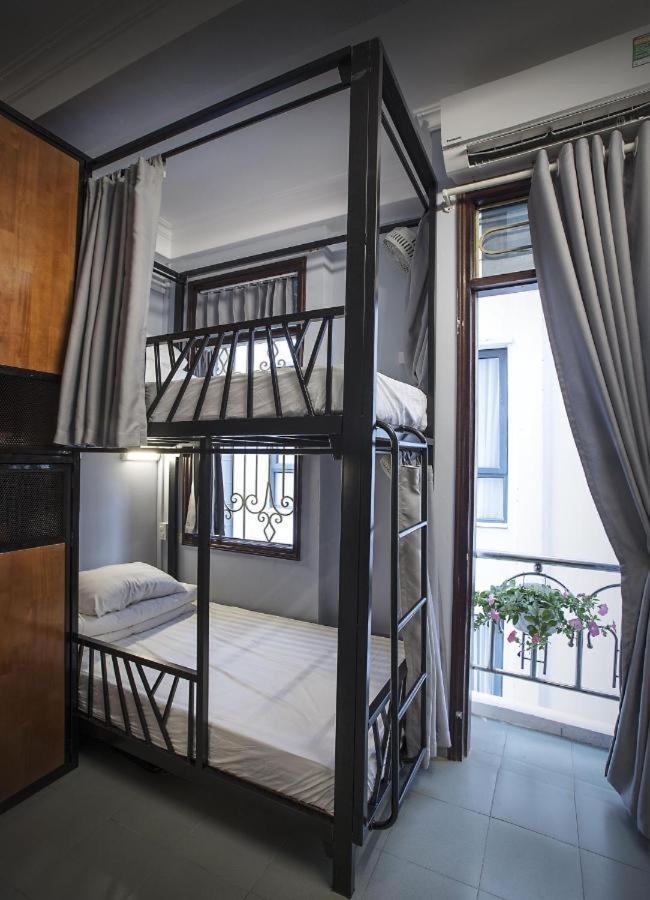 Nusmile'S Hostel And Travel Hanoi Buitenkant foto