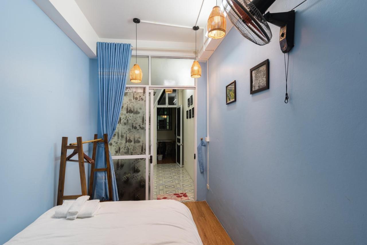 Nusmile'S Hostel And Travel Hanoi Buitenkant foto