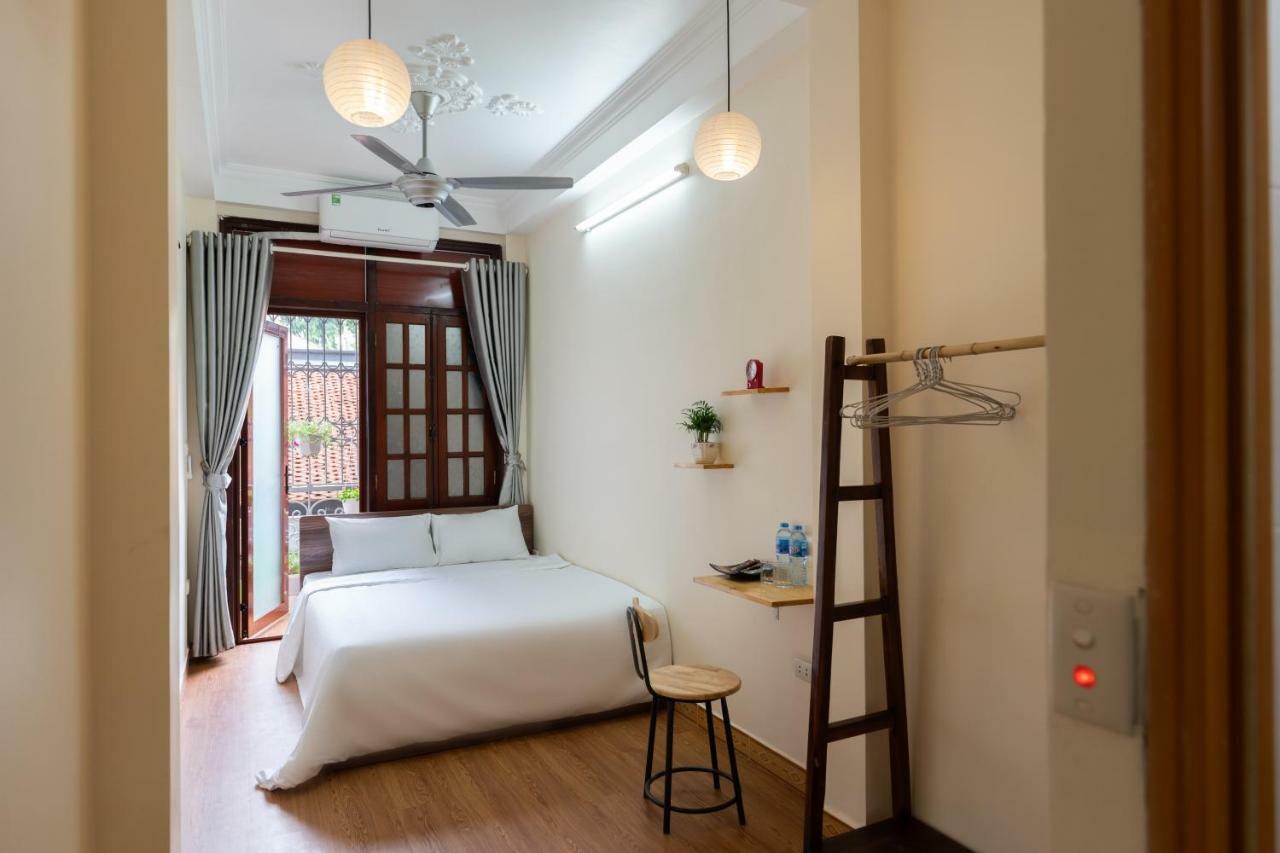 Nusmile'S Hostel And Travel Hanoi Buitenkant foto