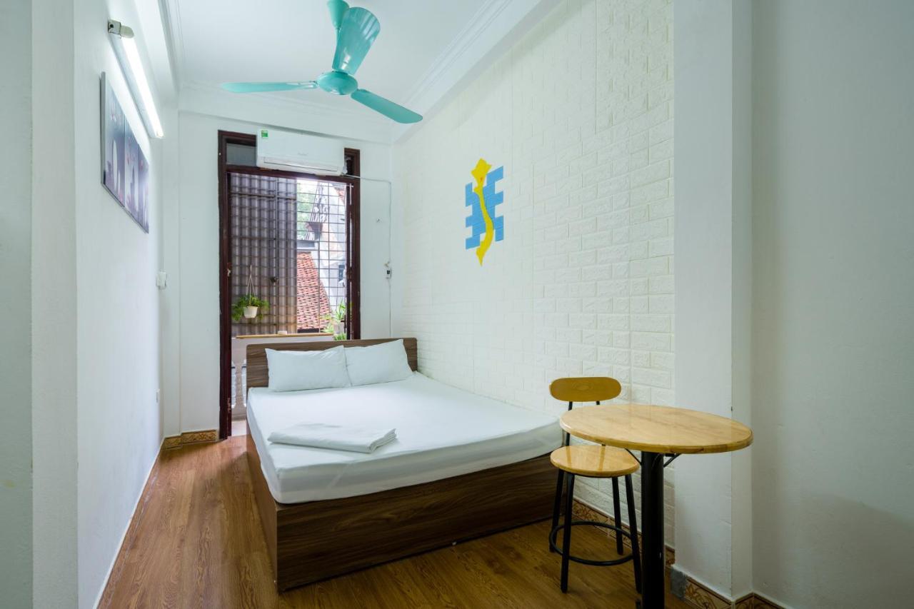 Nusmile'S Hostel And Travel Hanoi Buitenkant foto