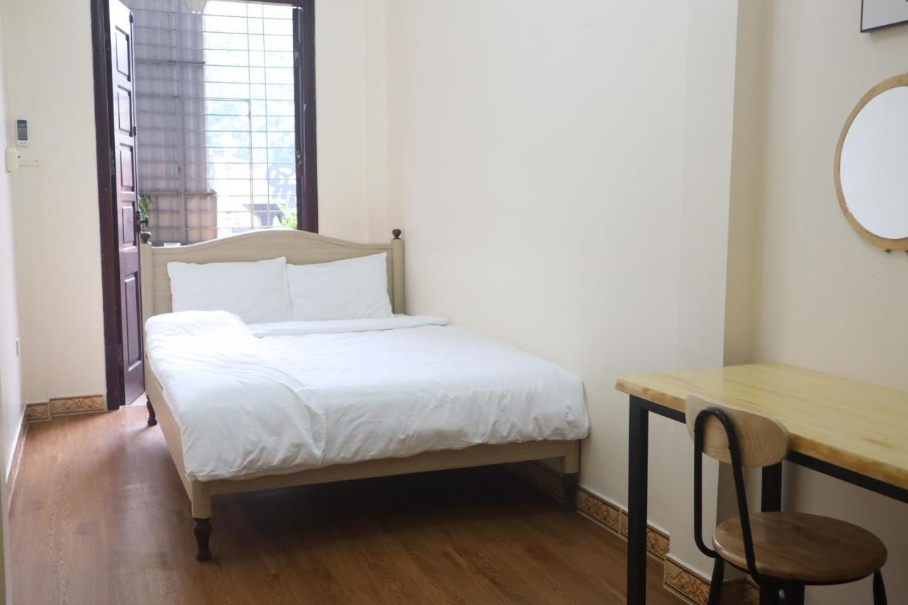 Nusmile'S Hostel And Travel Hanoi Buitenkant foto