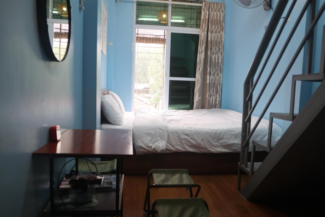 Nusmile'S Hostel And Travel Hanoi Buitenkant foto