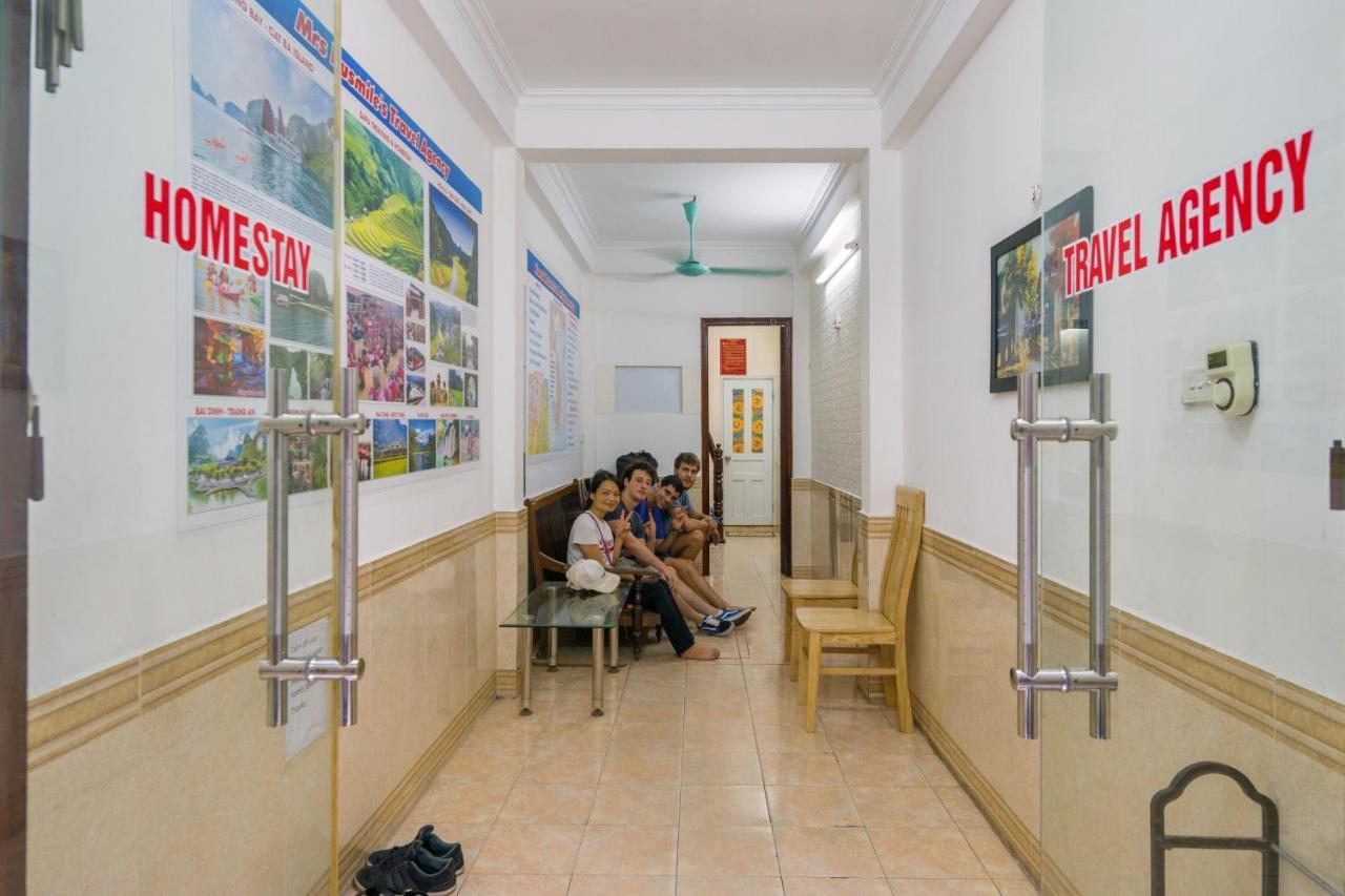 Nusmile'S Hostel And Travel Hanoi Buitenkant foto